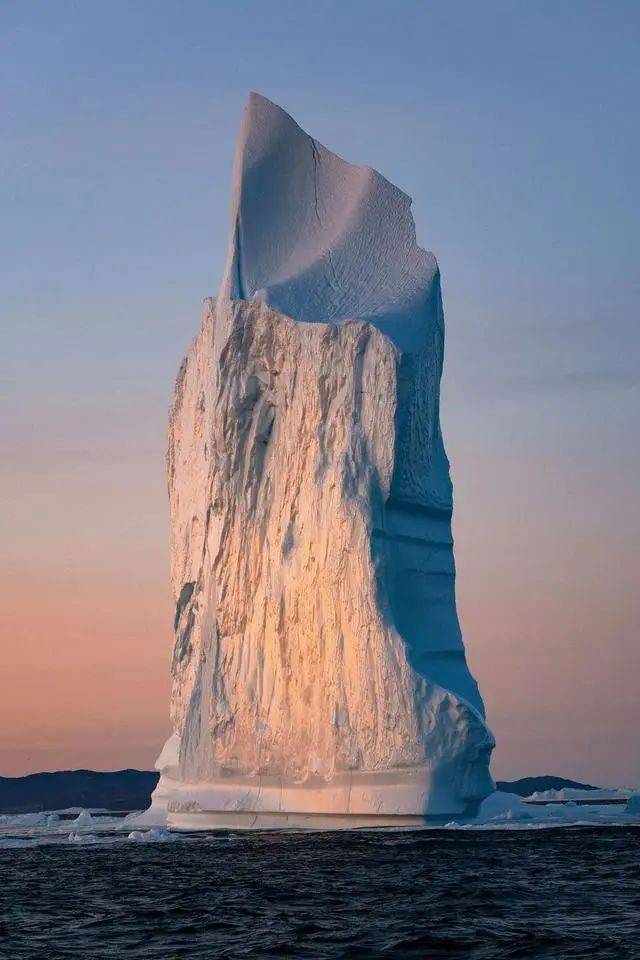 冰山塔
