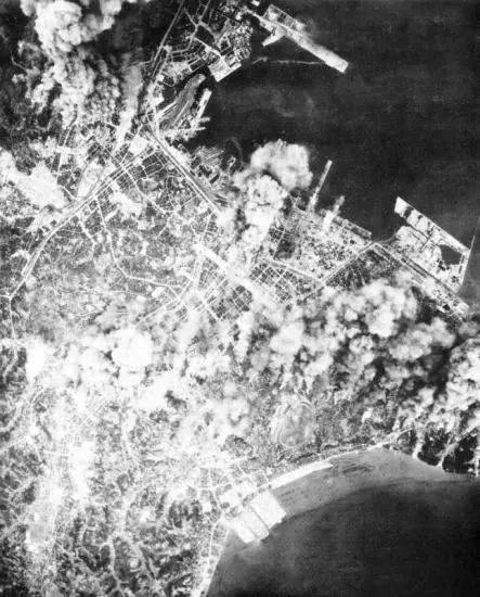 二戰炮火中的橫濱