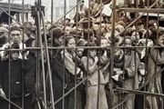 80多年前，上海人被困在鐵門內外