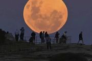 昨晚天文奇觀，血月+月全食，下一次要等三年！