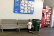 「超市裡兒子在失蹤兒童公示牌前祈禱」這些生活小事，感動了無數人&#8230;