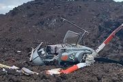 夏威夷一架觀光直升機墜毀在火山，6人受傷，地面救援人員無法進入