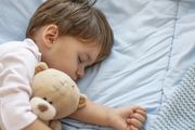 睡得晚會影響孩子長高嗎？