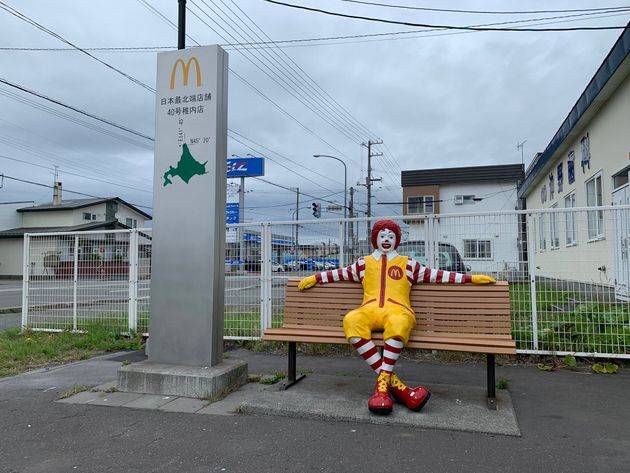 日本最北端的麥當勞，下雪後麥當勞叔叔不見了