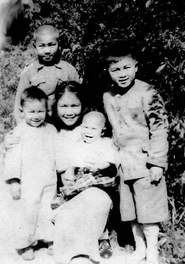 葉露茜和她的孩子們