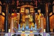 上海城隍廟，怎麼會有三位城隍爺？（作者：鄭開慧）
