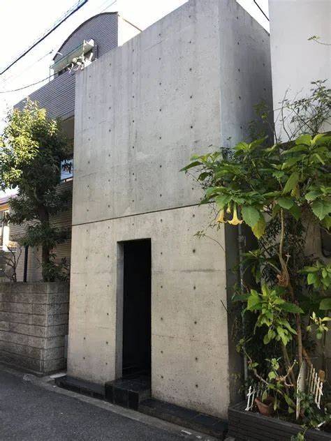 安藤忠雄的成名作是位於大阪的「住吉的長屋」