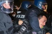 柏林五一遊行，30名警察受傷，警方：滿意！今年和平多了！幾年前數百名警察受傷