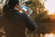 Science：從 64 萬人中找到「喝水都會胖」的關鍵基因，已開始探索成藥性